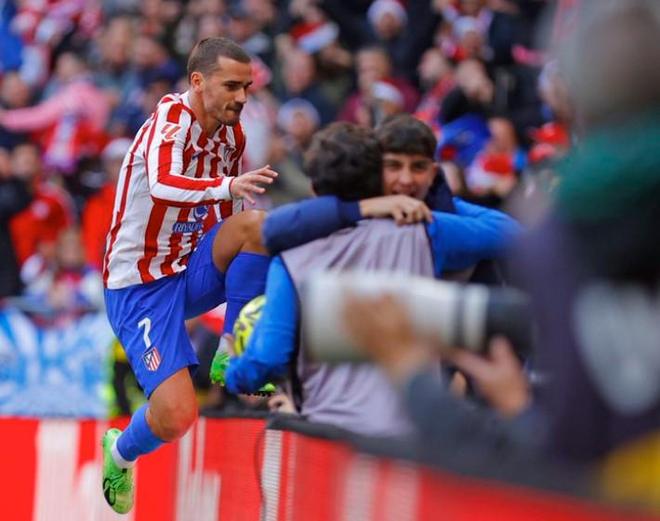 艾顿不只吃 艾顿不只吃