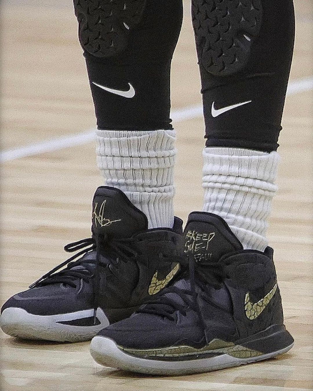 他更多出现 他更多出现